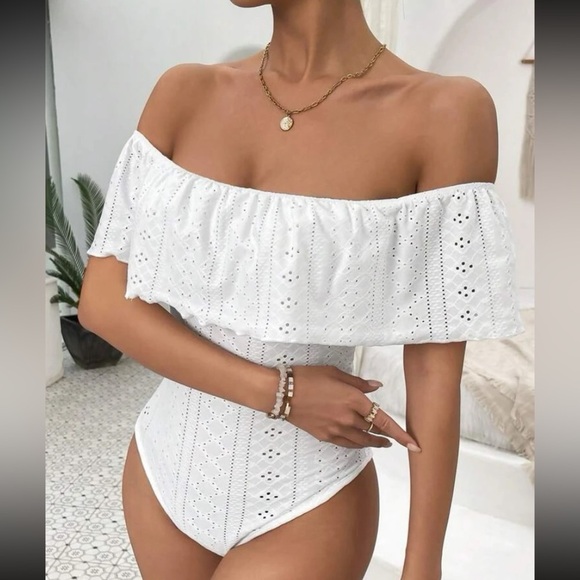 Womens over the shoulder bodysuit - Picture 7 of 7